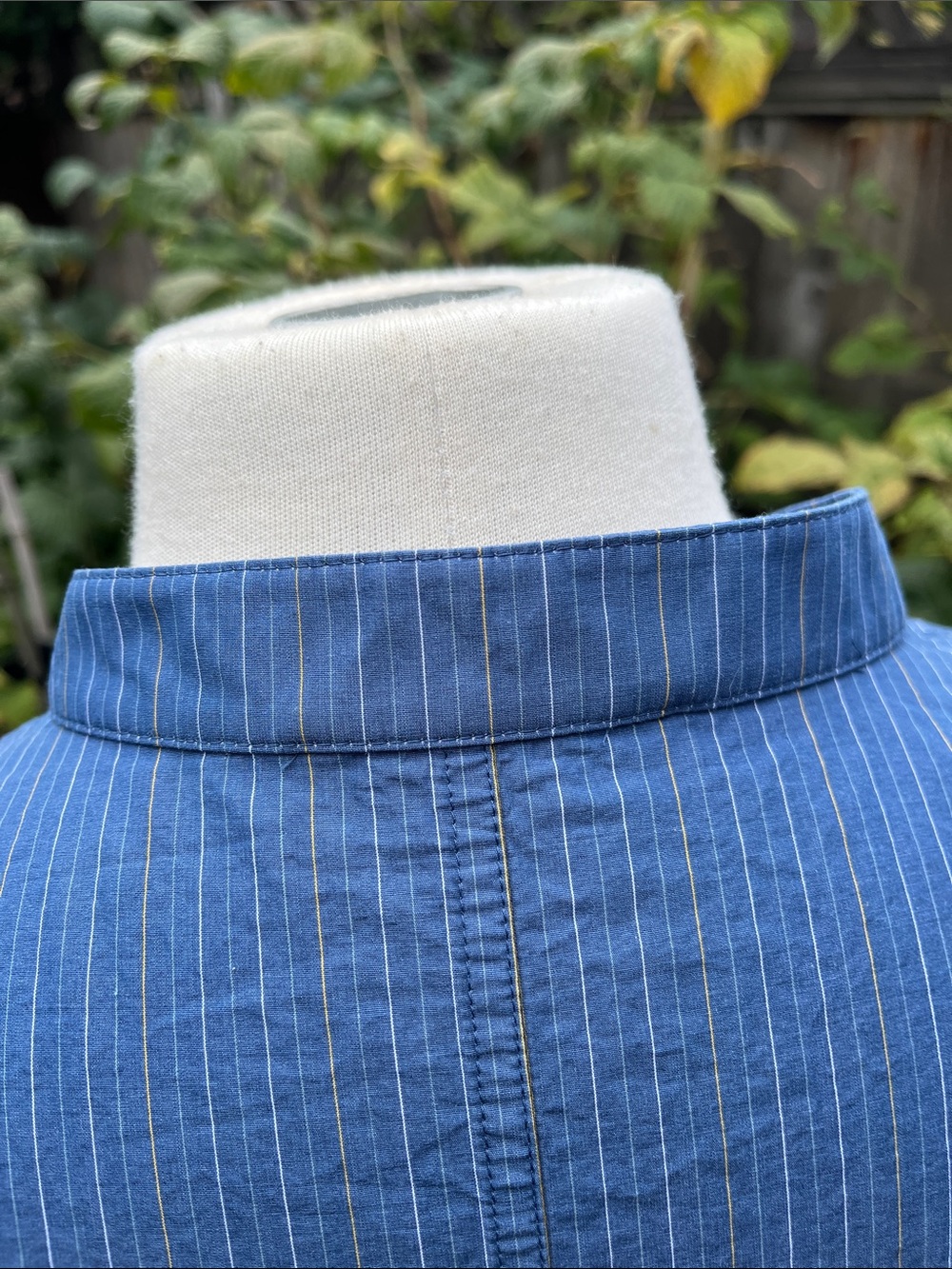 Tory Burch Leisure Blouse-Removeable Collar - Picture 11 of 11